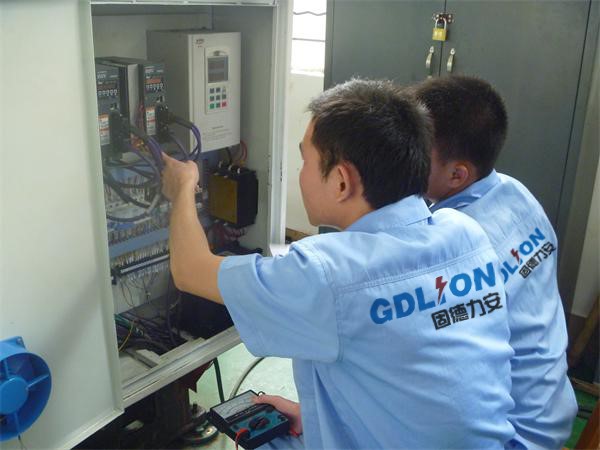 除了“智慧用電”系統(tǒng)幫你做好預(yù)警外，還有哪些預(yù)防觸電事故的措施需要注意